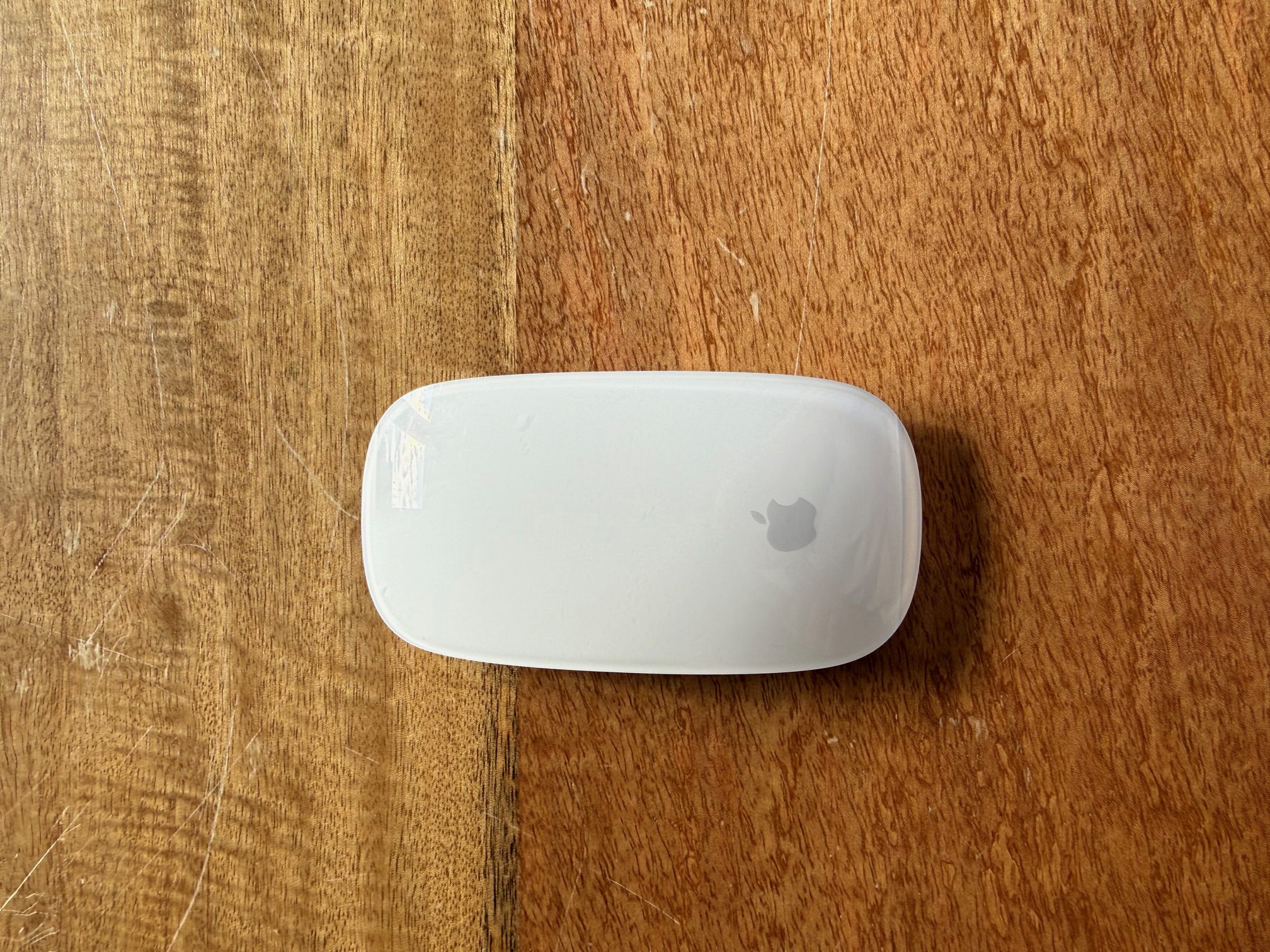 myš Apple Magic Mouse 2, model A1657