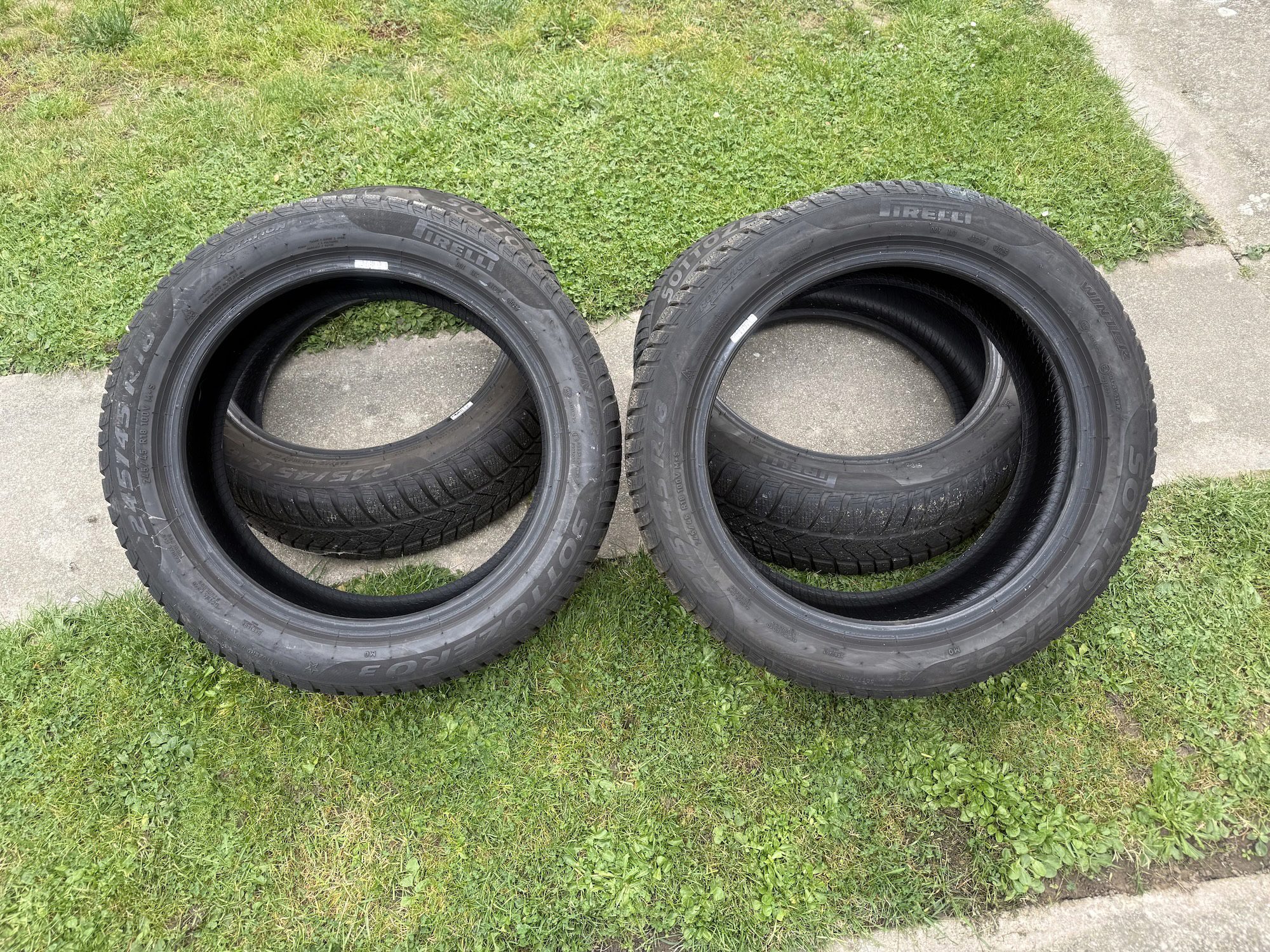 Prodám Pirelli Winter SottoZero s3 245/45 R18 100 V zesílená * MO pro BMW nebo Mercedes